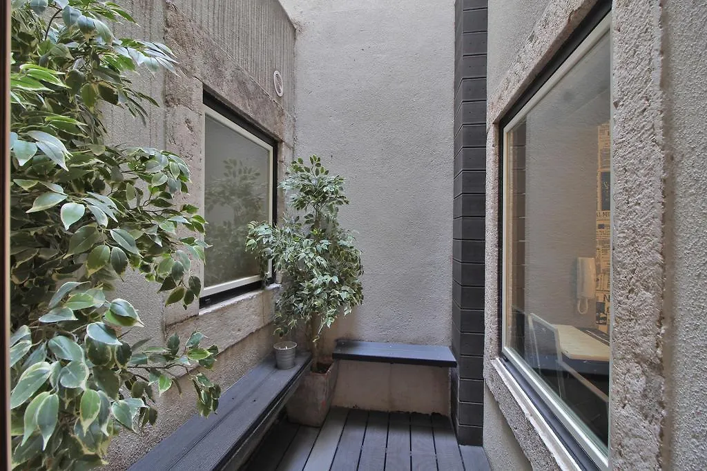 Stay Inn Lisbon Hostel