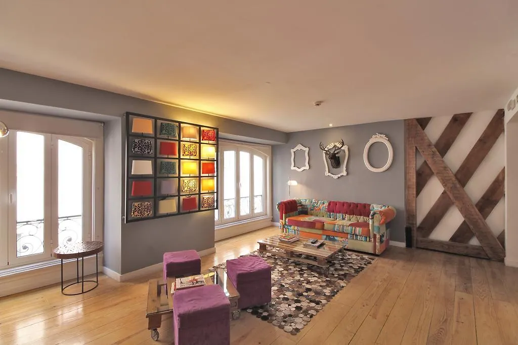 Stay Inn Lisbon Hostel
