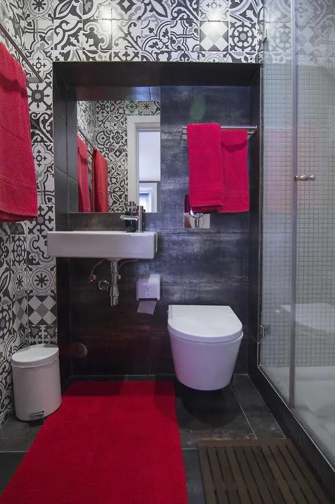 Stay Inn Lisbon Hostel